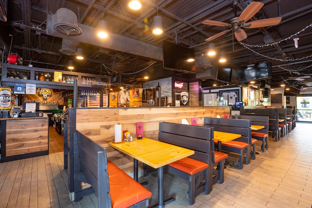 Luv'n Oven Ale House Sunrise